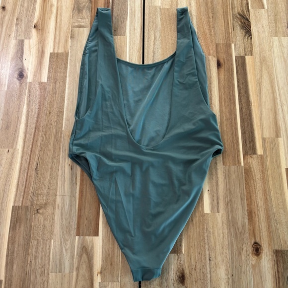 Aerie Super Scoop Cheeky One Piece - Picture 5 of 8